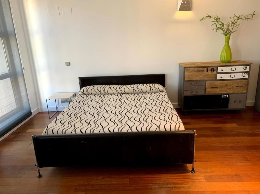 Loft Con Terraza, Parking Y Piscina En Verano-Sebcan Madrid Buitenkant foto